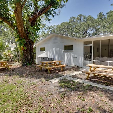 Charming Mid-Century House - Just Steps To Lake! เลคแลนด์ ภายนอก รูปภาพ
